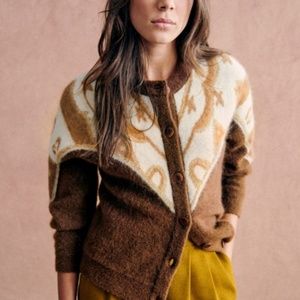 Beautiful cardigan from Sézane! New without tags. Fall 2022. Brown, gold, white.